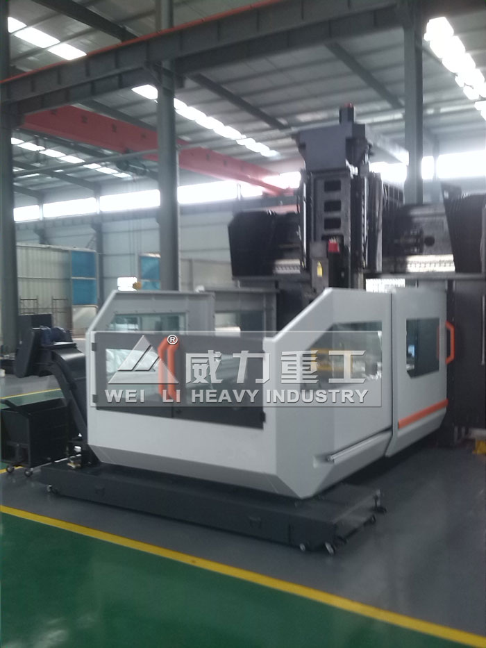 龍門加工中心廠家實(shí)景1