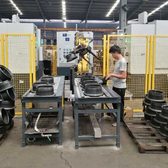 數控立車自動化生產線汽車輪轂加工設備